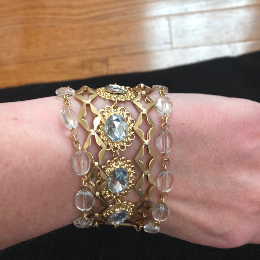 Banana Republic gold tone toggle bracelet